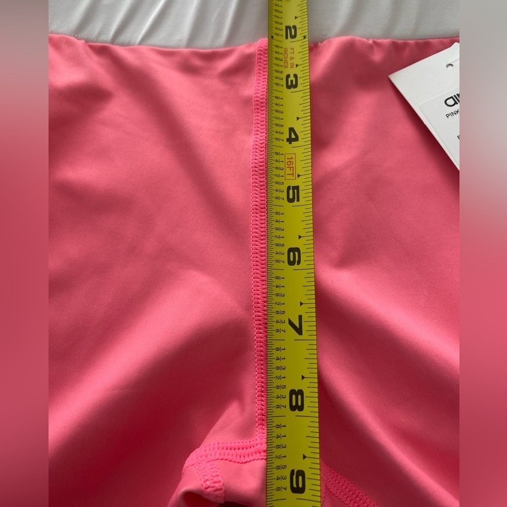 NWT aim’n Sportswear Signature Pink Stripe Tights Size Medium, Pink/White - Picture 11 of 11